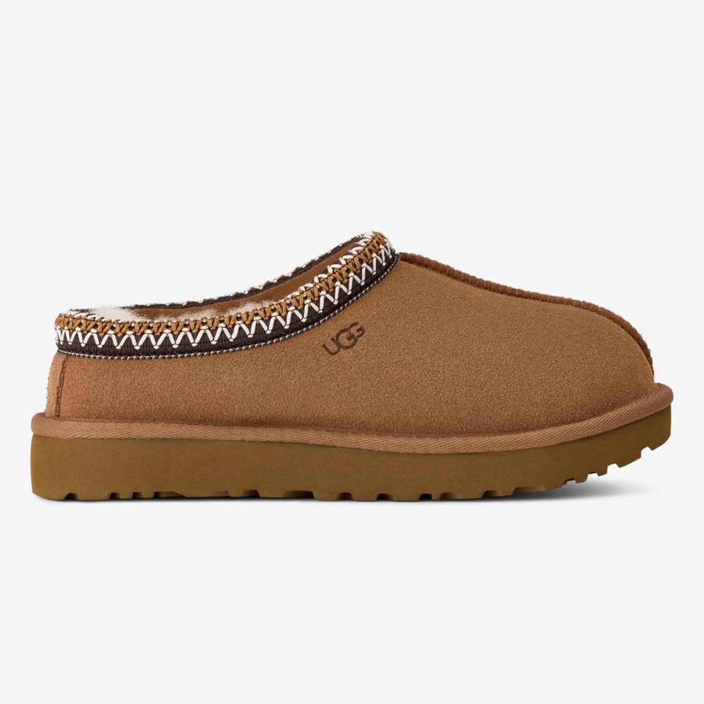 Ugg Tasman new in box size 7 - chestnut